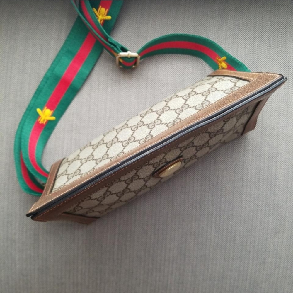 Authentic Vintage Gucci GG Monogram Supreme Clutch Crossbody Bag - Picture 8 of 12